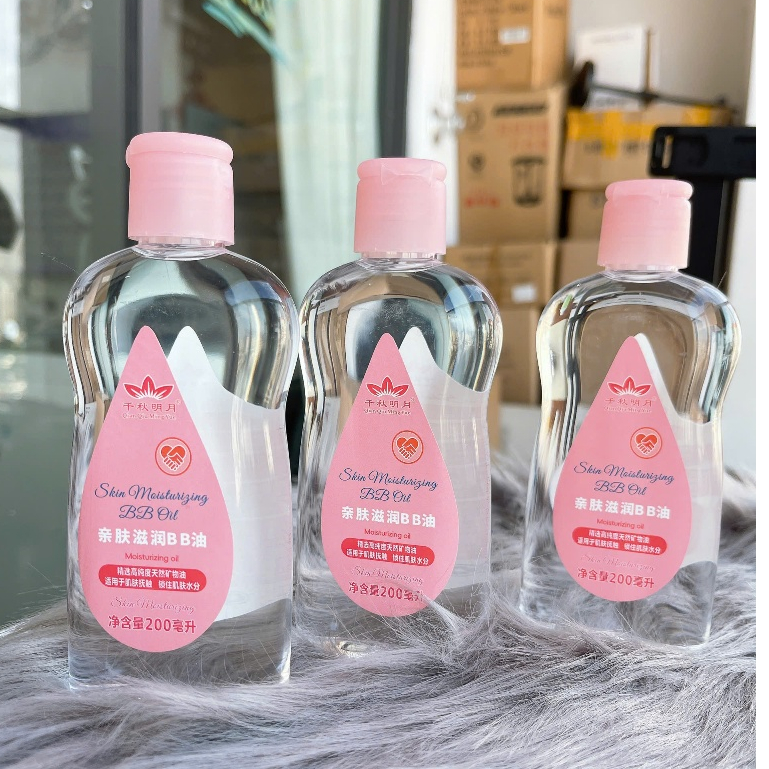 Dầu massage cho em bé Baby Oil 200ml an toàn, lành tính cho làn da em bé